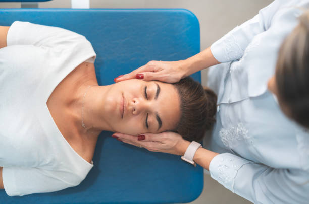 Common Ways Chiropractors Treat Whiplash