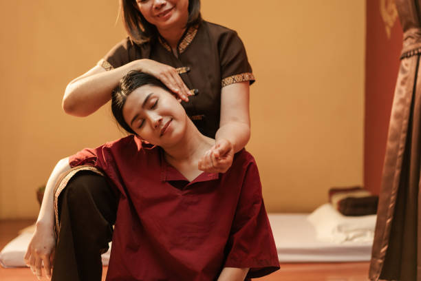 Therapeutic massages: the pros and cons in chiropractic care