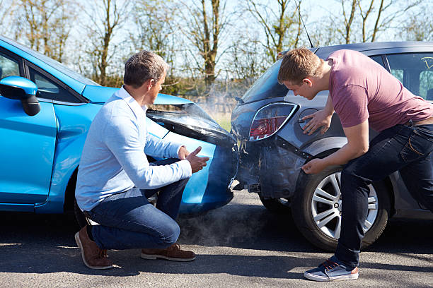 Rear-End Collisions and Whiplash: How a Chiropractor Can Help