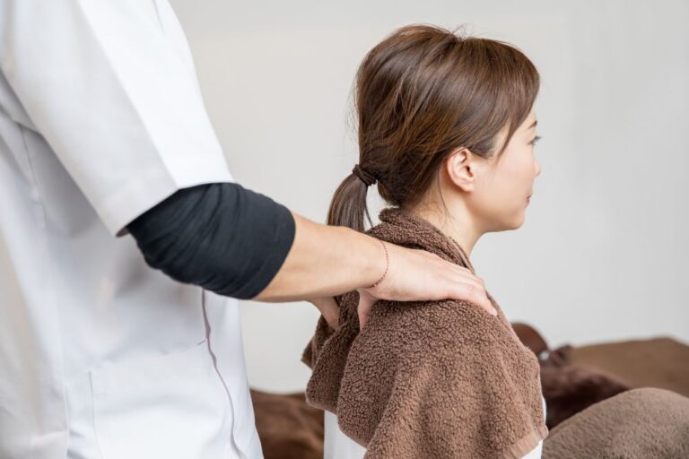 Natural Healing: Combining Naturopathic Medicine and Chiropractic for Whole-Body Wellness 